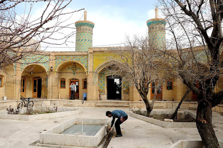 جاهای دیدنی زنجان مسجد خانم 70 ساله